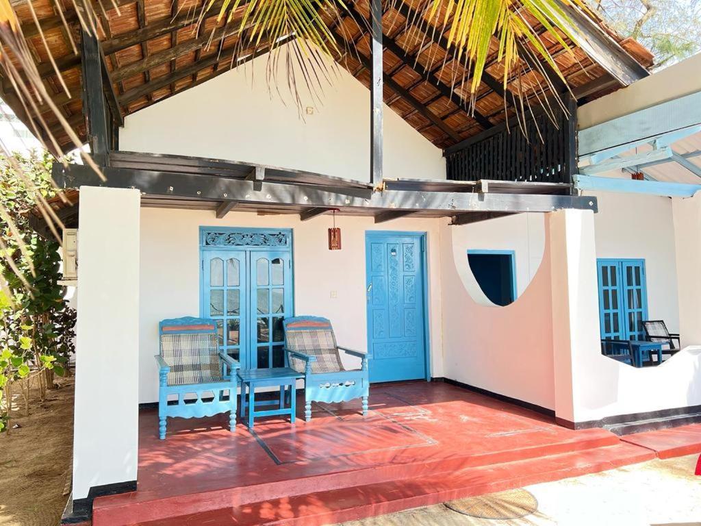Tsunami Beach Hotel Arugam Bay Eksteriør billede