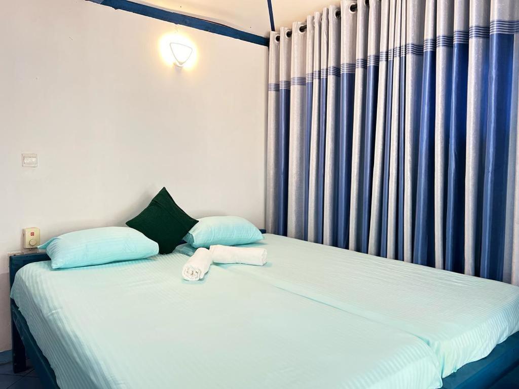 Tsunami Beach Hotel Arugam Bay Eksteriør billede