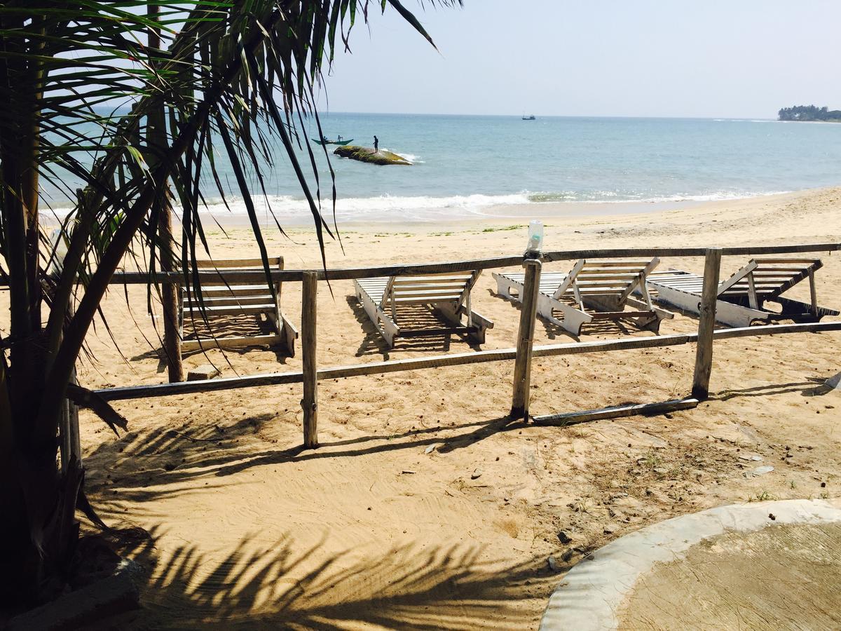 Tsunami Beach Hotel Arugam Bay Eksteriør billede